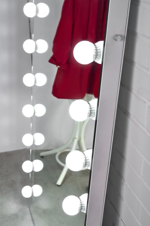 PEARL lustro stojące z oświetleniem LED PEARL lustro stojące z oświetleniem LED